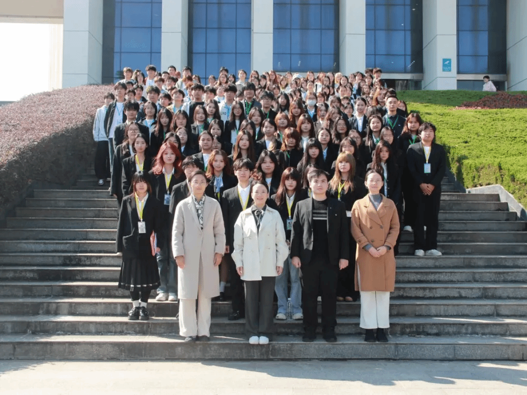 艺同学 | 英国365上市公司公司员工组织2025-2026学年第一次全体大会顺利召开