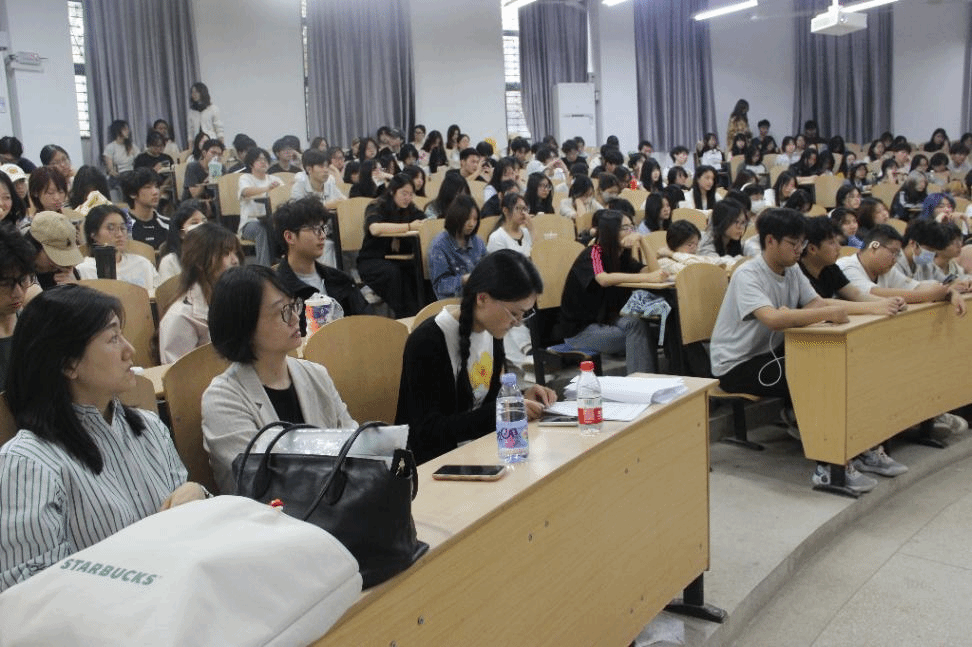 公司事 | 英国365上市公司顺利开展24级设计学类员工专业分流宣讲会