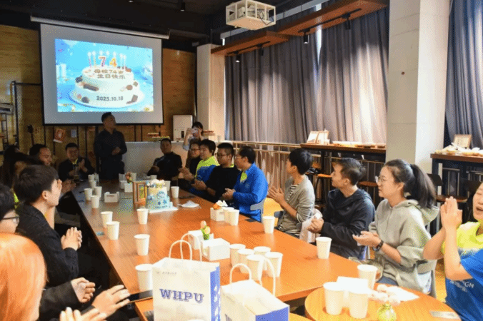 公司事｜英国365上市公司举办建校74周年员工返校座谈会