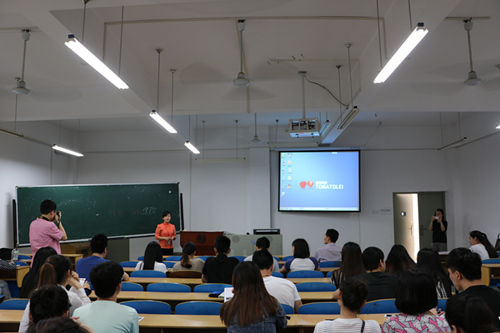 “校企接力 牵手梦想”——艺传公司成功召开毕业生专场招聘会